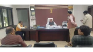 जिलाधिकारी रोशन कुशवाहा