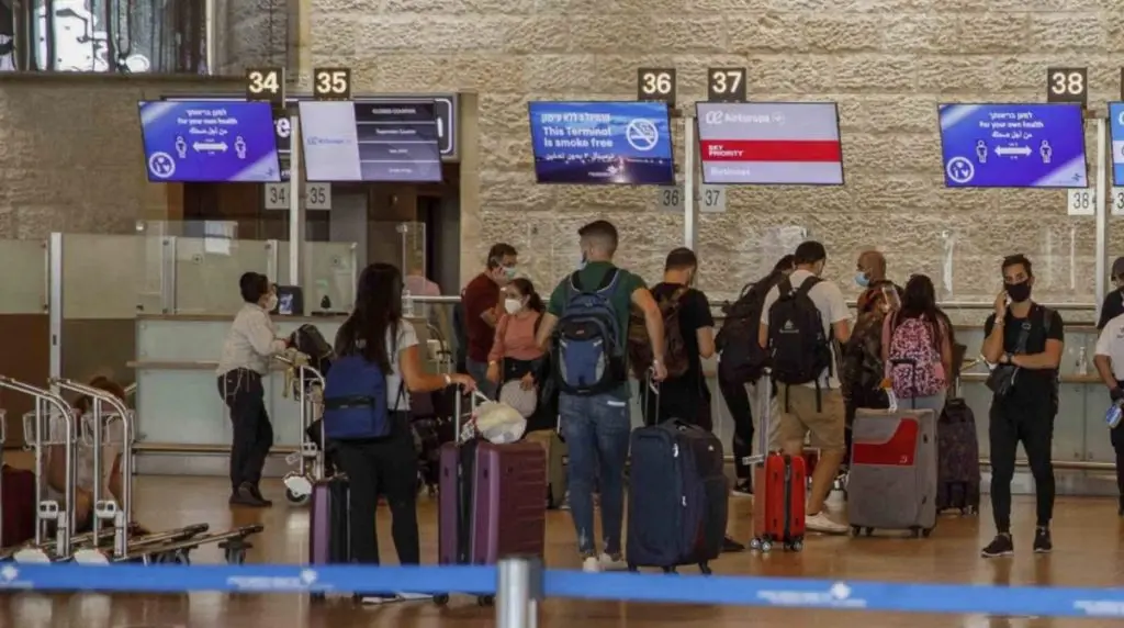 इजराइल-ईरान तनाव से एयर इंडिया की उड़ानें रद